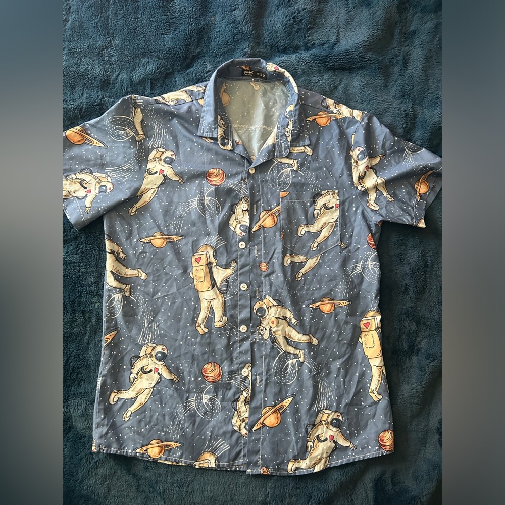 ROMWE Blue Button Up Short Sleeve Men's Shirt - Size M - Astronaut Print